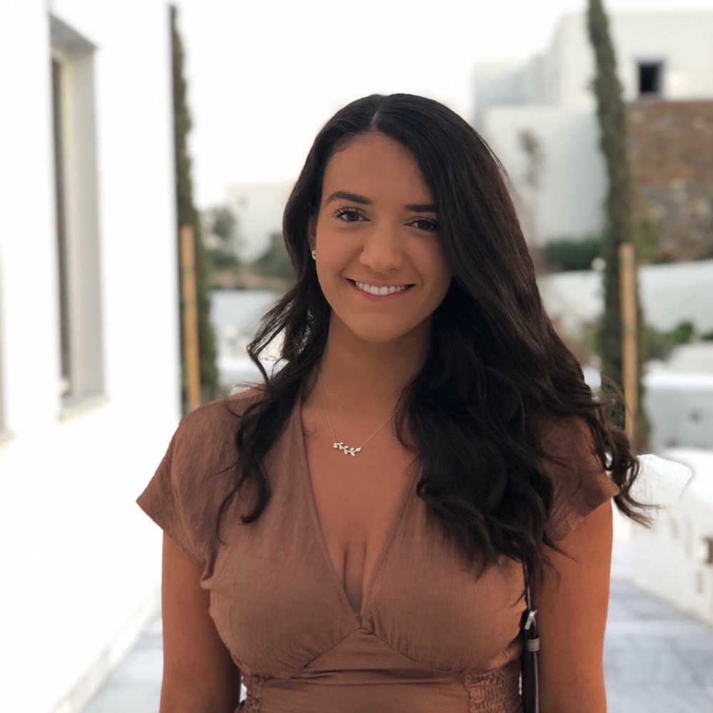 Meet your Posher, Angelika